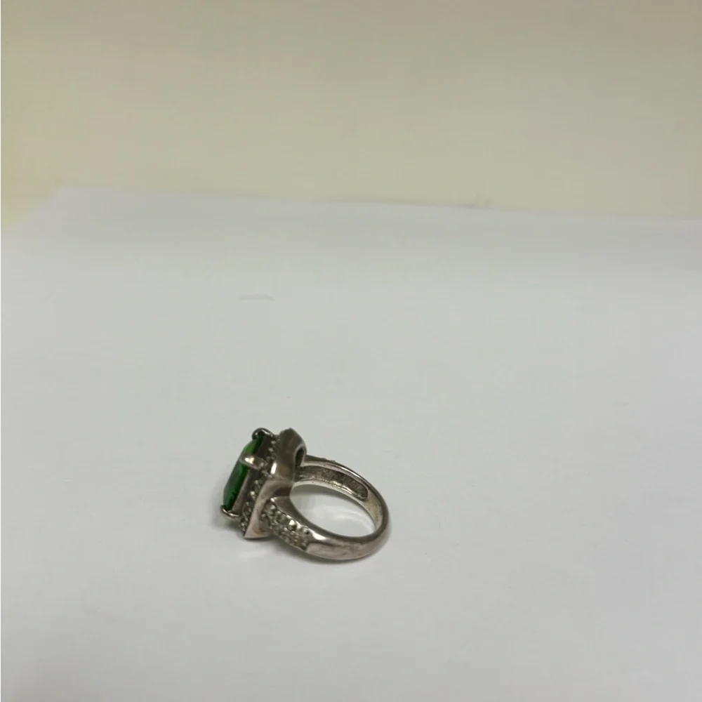 Elegant Grossular Garnet‎ Sterling Silver Ring